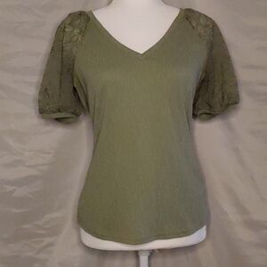 Green V-Neck E & M Top